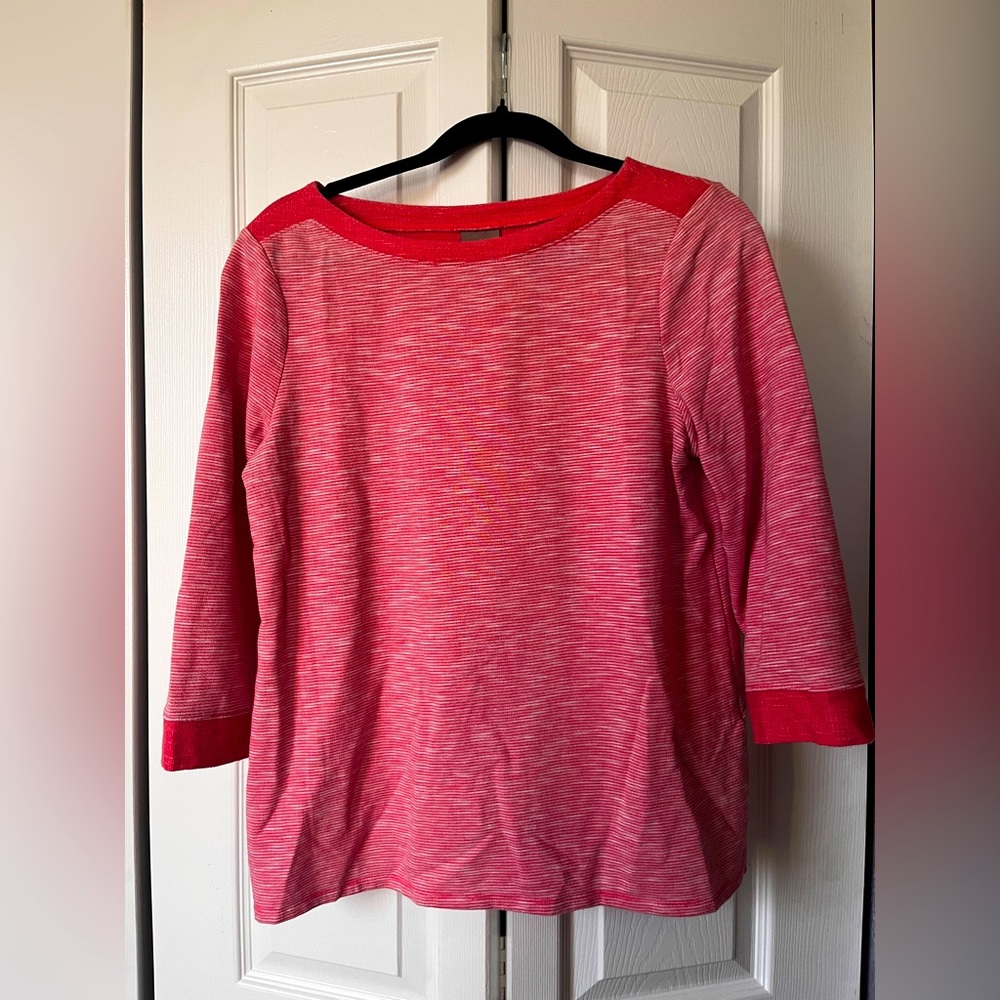 Chicos pink salmon sweater T-shirt size 1